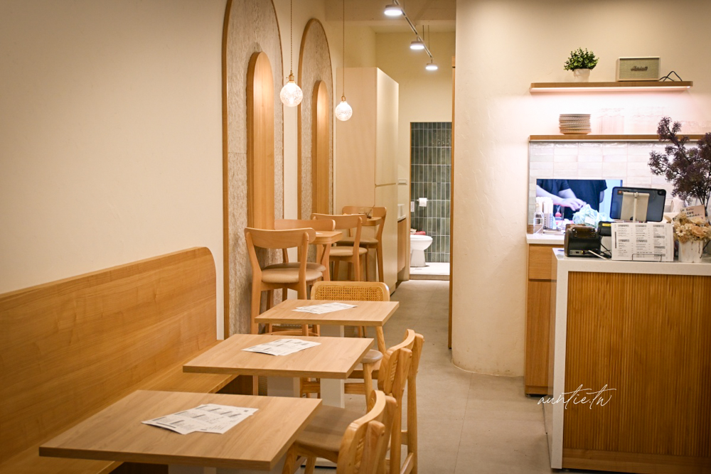 【台北】中山站|青沐,香濃溫泉蛋松露巴薩醋蕈菇麵,清爽干貝炸多海鮮麵 - 第6張圖 【台北】中山站|青沐,香濃溫泉蛋松露巴薩醋蕈菇麵,清爽干貝炸多海鮮麵