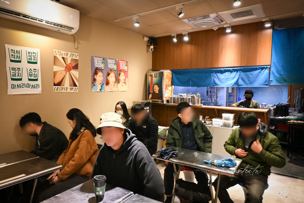 【台北】士林｜金書西餐飲 韓國豬肉湯飯，濃郁湯頭豬肉湯飯，拌飯也太好吃推薦！