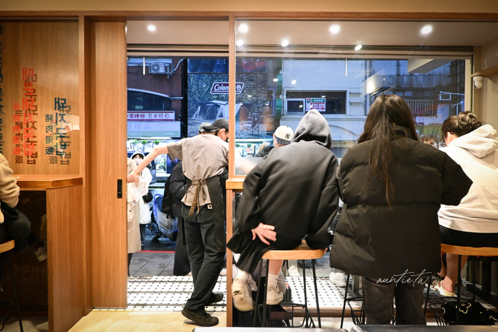 【台北】士林|金書西餐飲 韓國豬肉湯飯,濃郁湯頭豬肉湯飯,拌飯也太好吃推薦! - 第6張圖 【台北】士林|金書西餐飲 韓國豬肉湯飯,濃郁湯頭豬肉湯飯,拌飯也太好吃推薦!