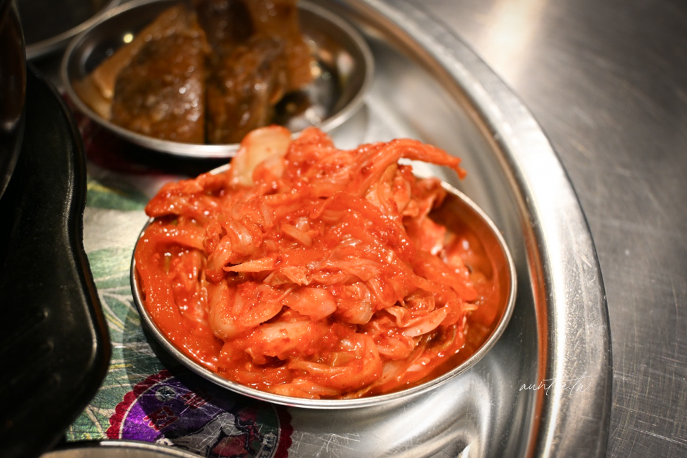 【台北】士林|金書西餐飲 韓國豬肉湯飯,濃郁湯頭豬肉湯飯,拌飯也太好吃推薦! - 第15張圖 【台北】士林|金書西餐飲 韓國豬肉湯飯,濃郁湯頭豬肉湯飯,拌飯也太好吃推薦!