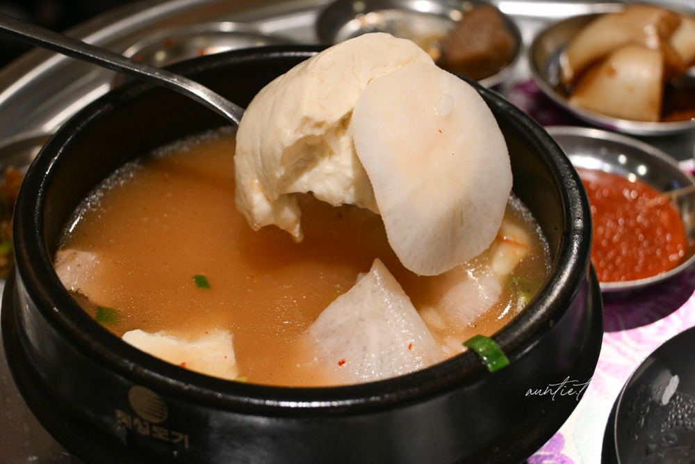 【台北】士林｜金書西餐飲 韓國豬肉湯飯，濃郁湯頭豬肉湯飯，拌飯也太好吃推薦！