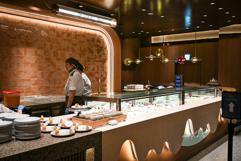 【桃園美食】南崁｜島語桃園台茂店，全新開幕桃園吃到飽，牛排 海鮮 一島檯一餐酒通通喝到飽！