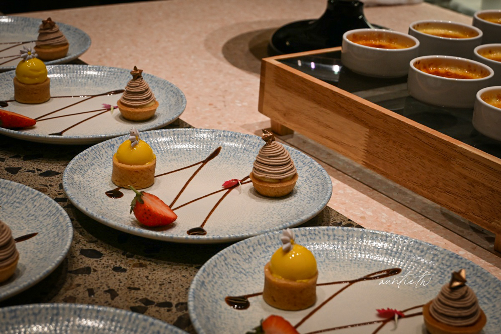 【桃園美食】南崁｜島語桃園台茂店，全新開幕桃園吃到飽，牛排 海鮮 一島檯一餐酒通通喝到飽！