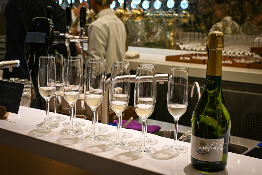 【桃園美食】南崁｜島語桃園台茂店，全新開幕桃園吃到飽，牛排 海鮮 一島檯一餐酒通通喝到飽！