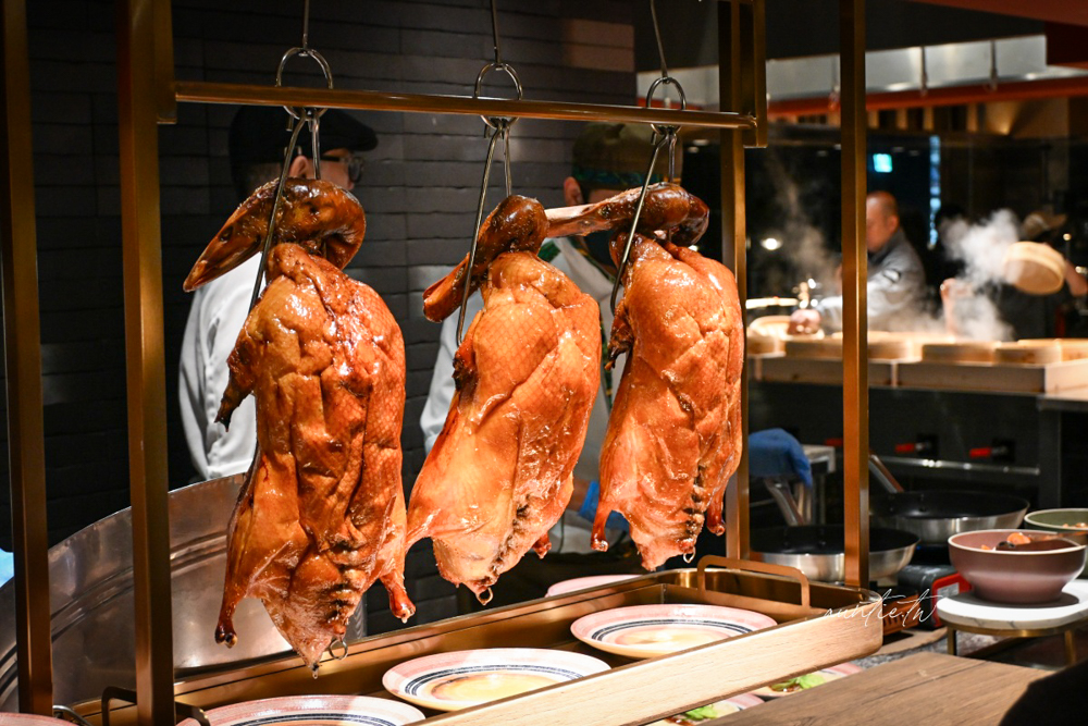 【桃園美食】南崁｜島語桃園台茂店，全新開幕桃園吃到飽，牛排 海鮮 一島檯一餐酒通通喝到飽！