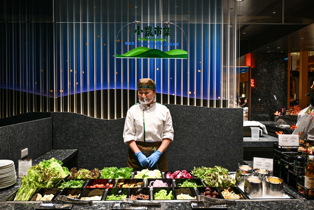 【桃園美食】南崁｜島語桃園台茂店，全新開幕桃園吃到飽，牛排 海鮮 一島檯一餐酒通通喝到飽！