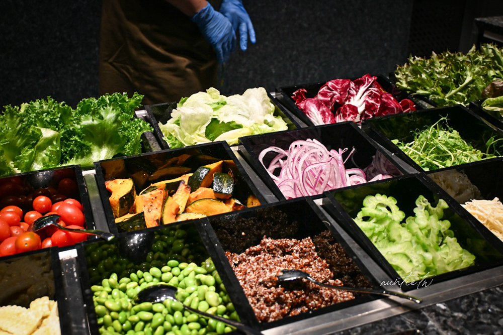 【桃園美食】南崁｜島語桃園台茂店，全新開幕桃園吃到飽，牛排 海鮮 一島檯一餐酒通通喝到飽！