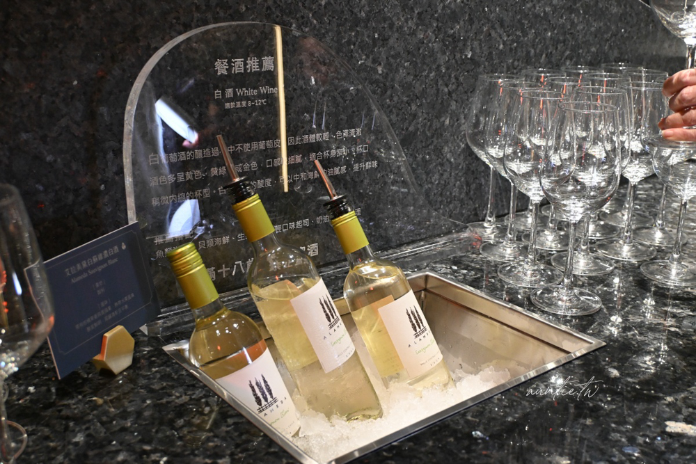 【桃園美食】南崁｜島語桃園台茂店，全新開幕桃園吃到飽，牛排 海鮮 一島檯一餐酒通通喝到飽！