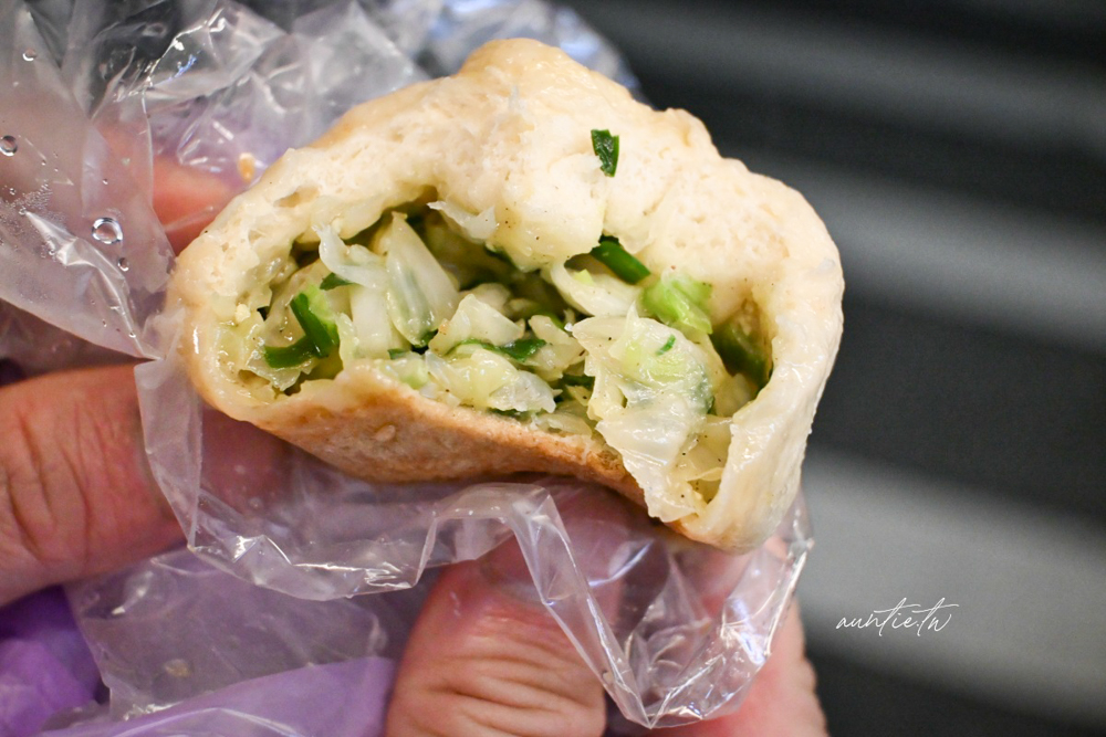 【景美美食】景美站｜景美上海生煎包，景美夜市排隊美食