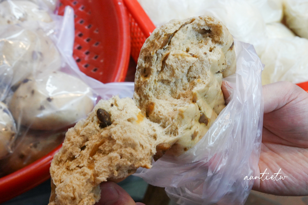 【新北】深坑|深坑饅頭,老街手工老麵饅頭,大顆扎實,現做出爐值得回購 - 第9張圖 【新北】深坑|深坑饅頭,老街手工老麵饅頭,大顆扎實,現做出爐值得回購