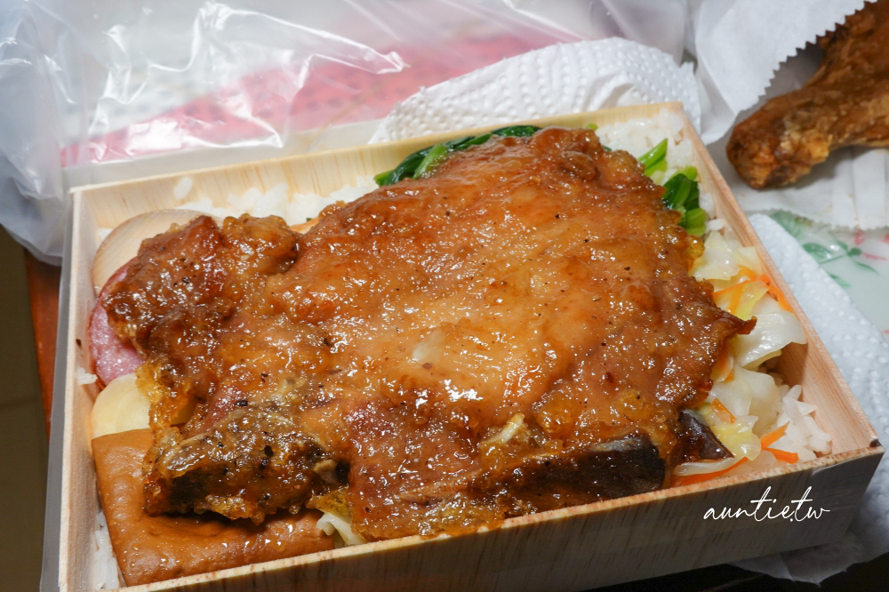 【台北】文德站|尚品池上飯包,木片飯包,超酥脆夠味炸雞腿便當,內湖科技園區美食 - 第13張圖 【台北】文德站|尚品池上飯包,木片飯包,超酥脆夠味炸雞腿便當,內湖科技園區美食