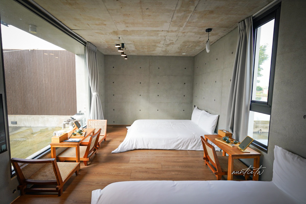 【宜蘭包棟民宿】冬山鄉｜八易閣，冬山河旁優質舒適民宿，烤肉區、電動麻將桌、免費紅酒滷味，