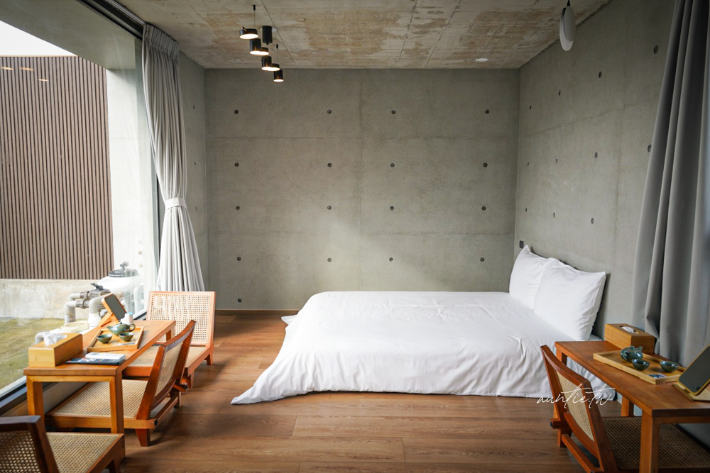 【宜蘭包棟民宿】冬山鄉｜八易閣，冬山河旁優質舒適民宿，烤肉區、電動麻將桌、免費紅酒滷味，