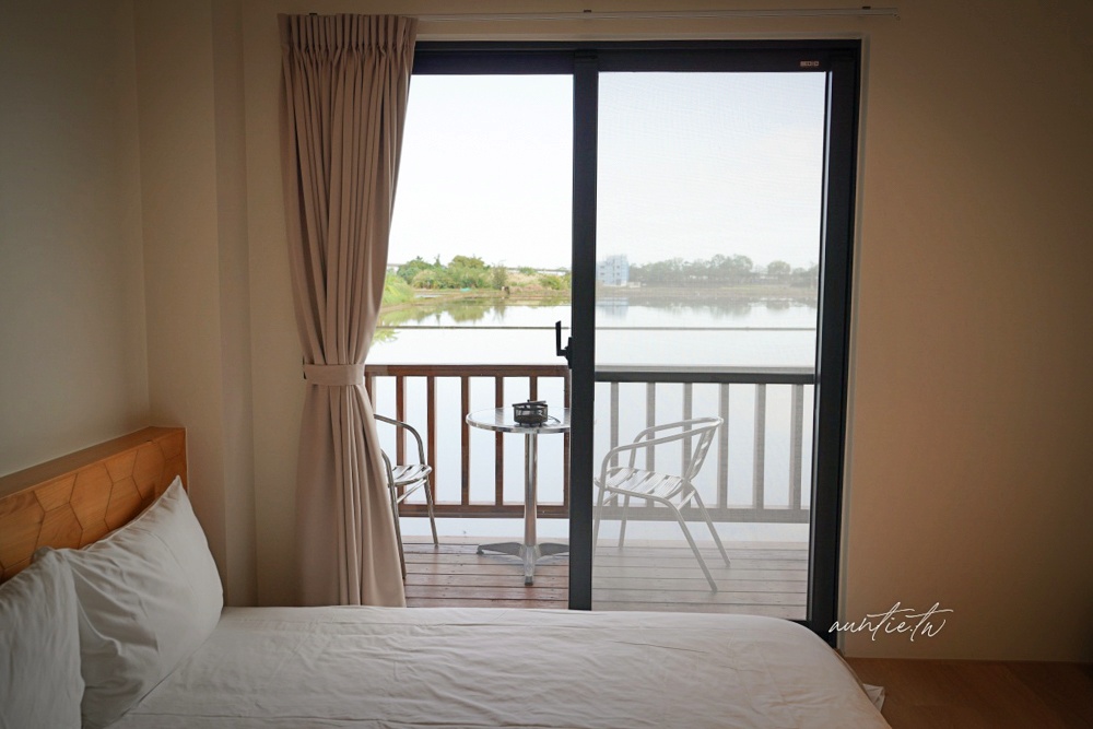 【宜蘭包棟民宿】冬山鄉｜八易閣，冬山河旁優質舒適民宿，烤肉區、電動麻將桌、免費紅酒滷味，