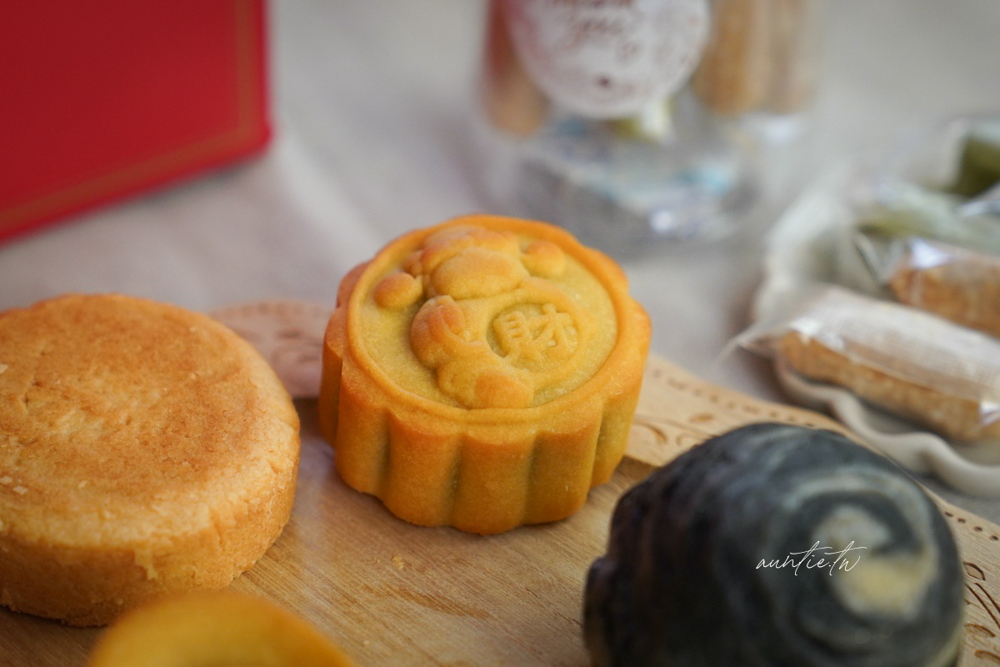 【2026 春節禮盒推薦】自然薇甜春節禮盒，金色小馬吊飾開運元寶，喜氣洋洋春節禮盒推薦