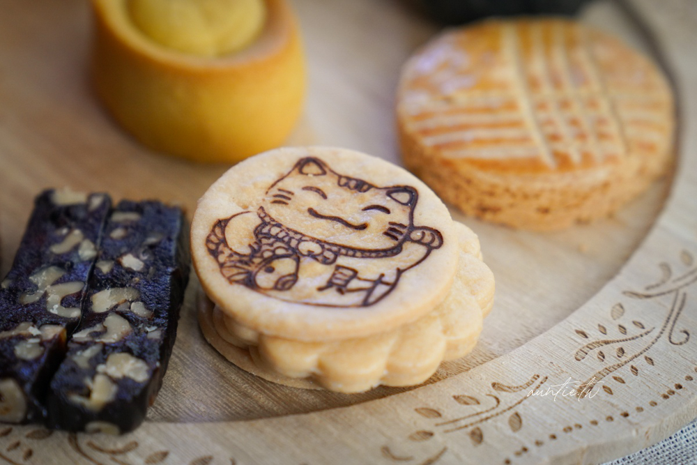 【2026 春節禮盒推薦】自然薇甜春節禮盒，金色小馬吊飾開運元寶，喜氣洋洋春節禮盒推薦