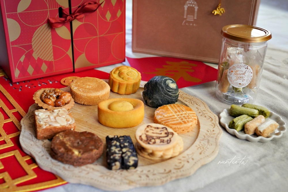 【2026 春節禮盒推薦】自然薇甜春節禮盒，金色小馬吊飾開運元寶，喜氣洋洋春節禮盒推薦