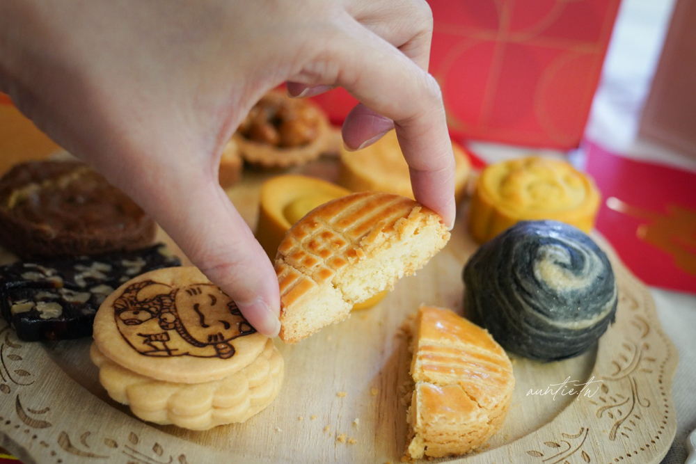 【2026 春節禮盒推薦】自然薇甜春節禮盒，金色小馬吊飾開運元寶，喜氣洋洋春節禮盒推薦