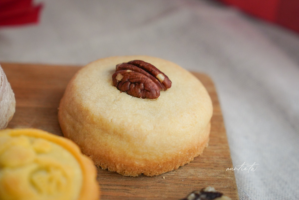 【2026 春節禮盒推薦】自然薇甜春節禮盒，金色小馬吊飾開運元寶，喜氣洋洋春節禮盒推薦