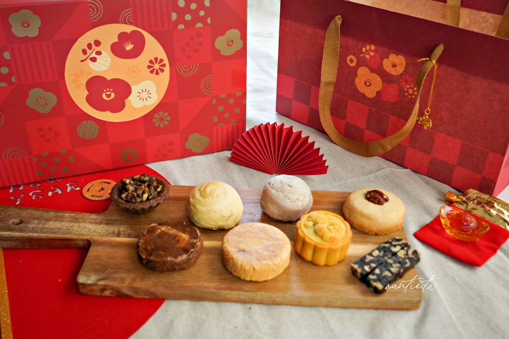 【2026 春節禮盒推薦】自然薇甜春節禮盒，金色小馬吊飾開運元寶，喜氣洋洋春節禮盒推薦