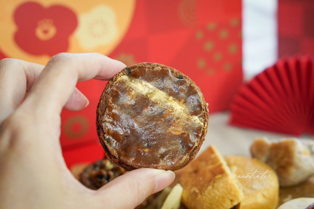 【2026 春節禮盒推薦】自然薇甜春節禮盒，金色小馬吊飾開運元寶，喜氣洋洋春節禮盒推薦