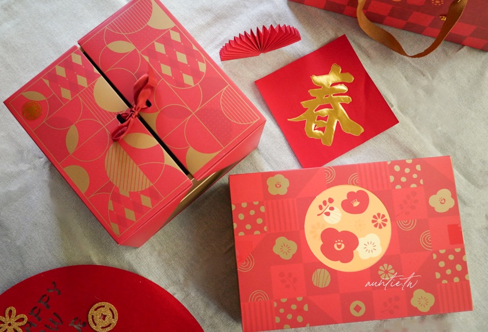 【2026 春節禮盒推薦】自然薇甜春節禮盒，金色小馬吊飾開運元寶，喜氣洋洋春節禮盒推薦