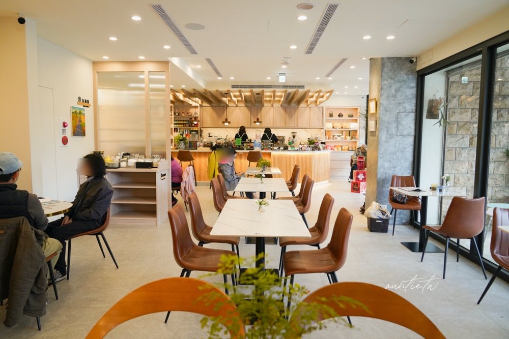 【新北】汐止|來可咖啡 LAGO CAFE,金龍湖畔療癒湖景咖啡廳 - 第5張圖 【新北】汐止|來可咖啡 LAGO CAFE,金龍湖畔療癒湖景咖啡廳