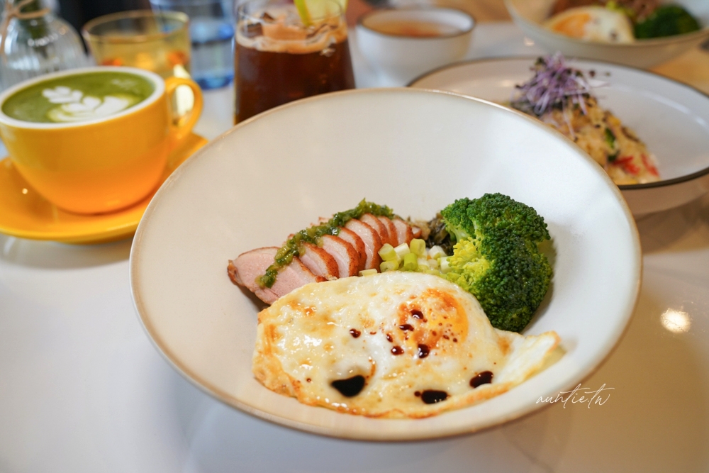 【新北】汐止｜來可咖啡 LAGO CAFE，金龍湖畔療癒湖景咖啡廳