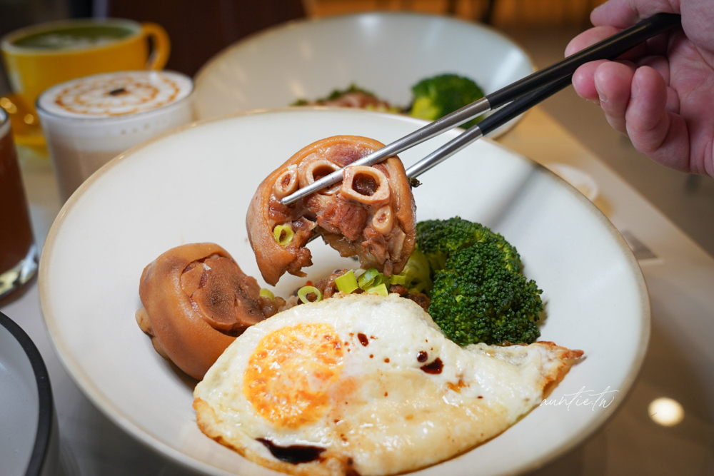 【新北】汐止｜來可咖啡 LAGO CAFE，金龍湖畔療癒湖景咖啡廳