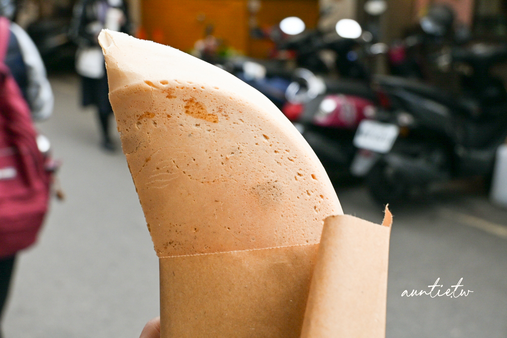 【新北】淡水站|福哥石頭餅,50種口味互尬,一開攤就排隊的酥脆石頭餅 - 第9張圖 【新北】淡水站|福哥石頭餅,50種口味互尬,一開攤就排隊的酥脆石頭餅