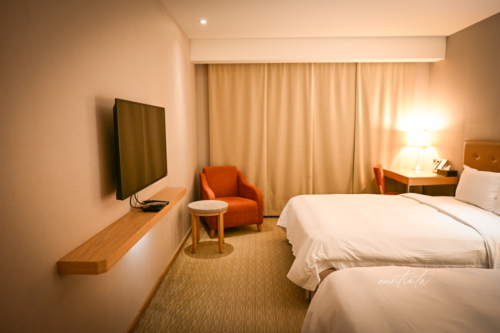 【花蓮住宿】經典假日飯店，花蓮火車站住宿推薦，車站五分鐘，舒適乾淨，花蓮住宿推薦