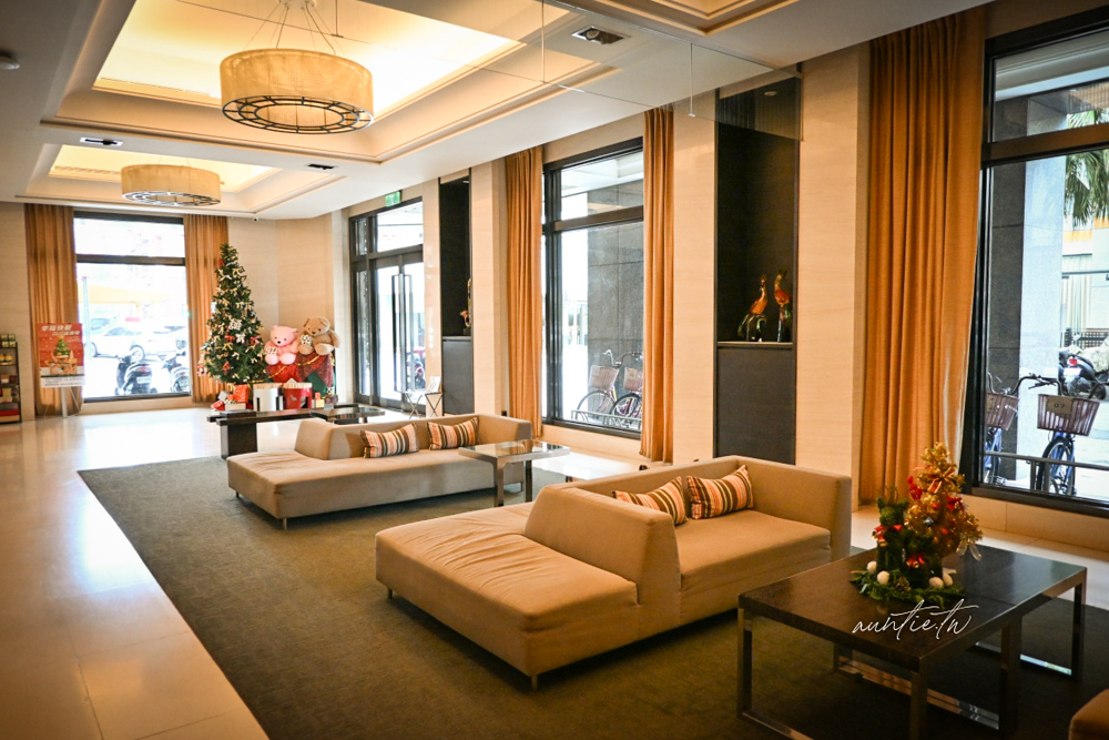 【花蓮住宿】經典假日飯店，花蓮火車站住宿推薦，車站五分鐘，舒適乾淨，花蓮住宿推薦