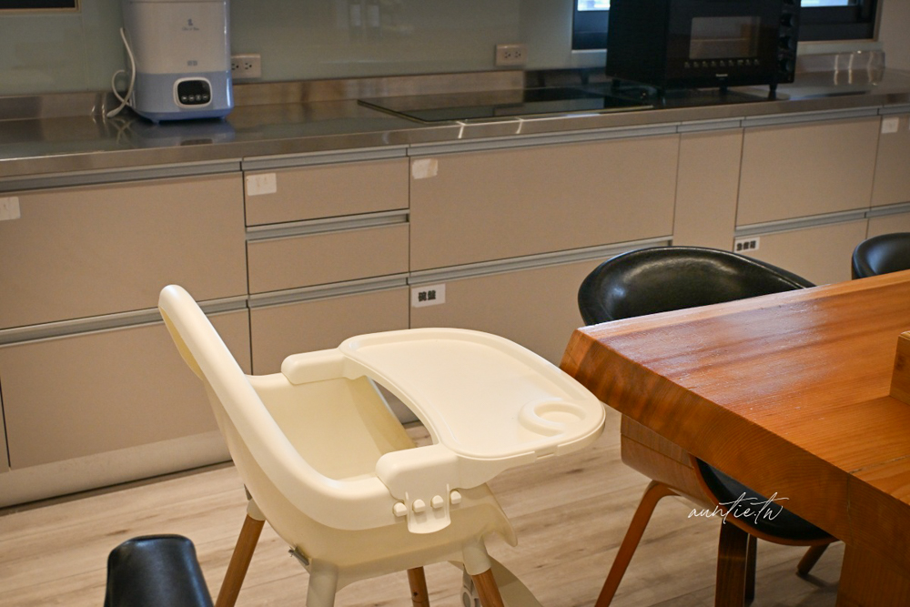 【宜蘭包棟民宿】冬山鄉｜八易閣，冬山河旁優質舒適民宿，烤肉區、電動麻將桌、免費紅酒滷味，