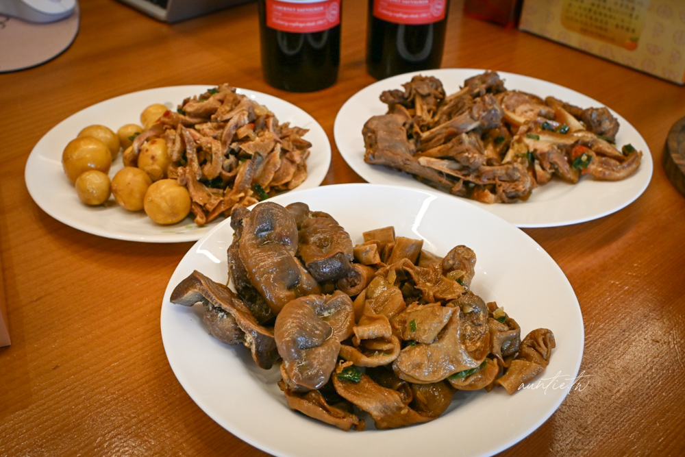 【宜蘭包棟民宿】冬山鄉｜八易閣，冬山河旁優質舒適民宿，烤肉區、電動麻將桌、免費紅酒滷味，