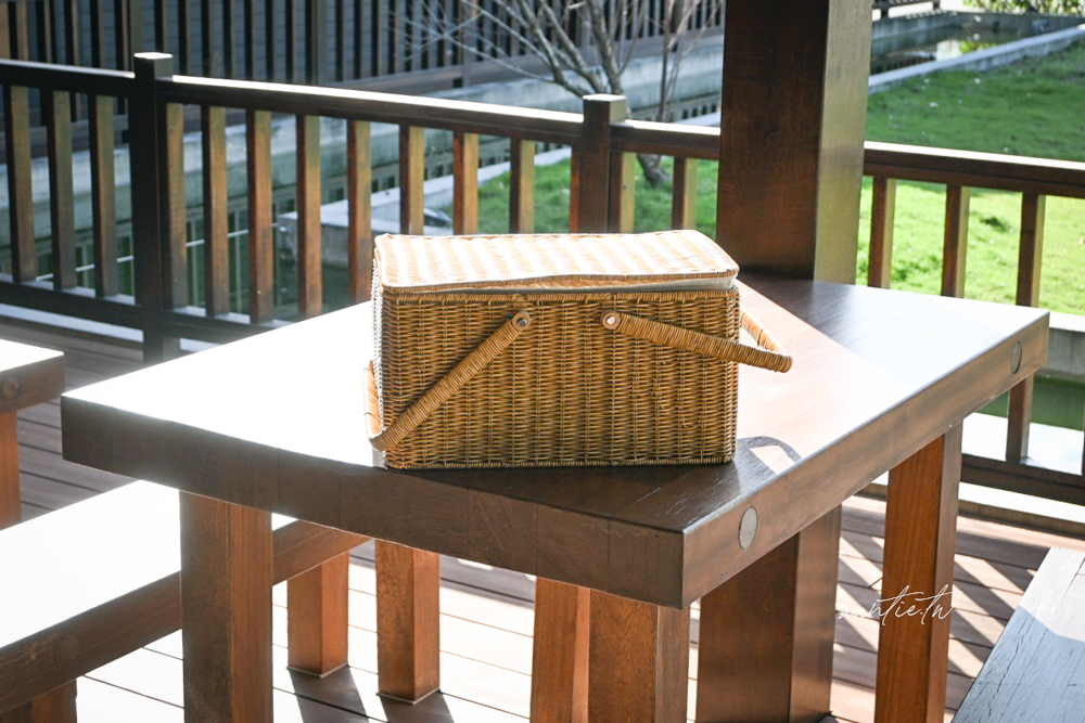 【宜蘭包棟民宿】冬山鄉｜八易閣，冬山河旁優質舒適民宿，烤肉區、電動麻將桌、免費紅酒滷味，