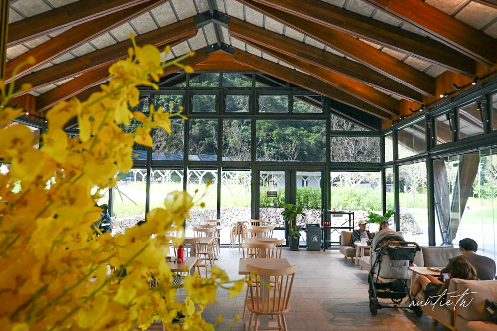 【宜蘭】礁溪｜Herbelle Tea 湖畔茶屋，龍潭湖旁悠閒茶屋