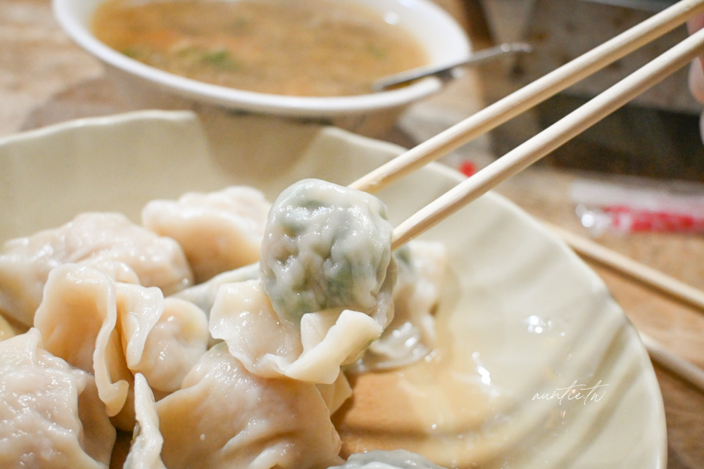 【景美美食】楊家手工水餃，皮薄餡夠味，景美夜市美食推薦
