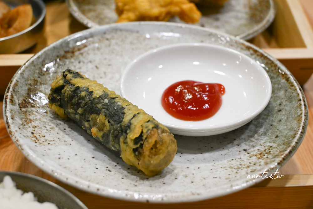 【台北】六張犁站｜李家餐廳，開店就客滿，韓國人開的豬肉湯飯