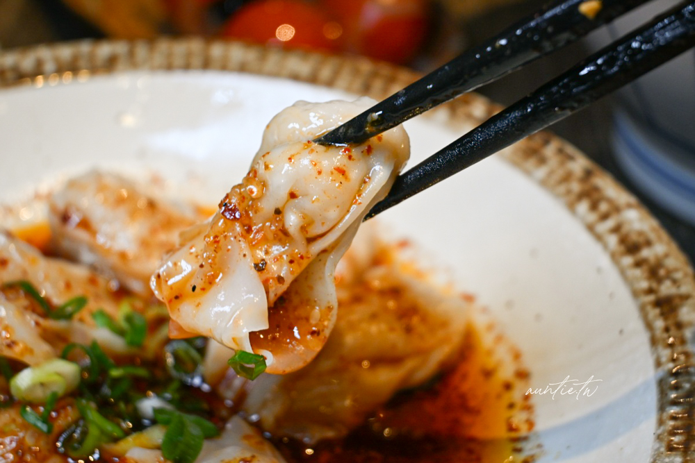 【新北】頂溪站｜宋朝，市場巷弄中的56年老店，麻辣滷肉飯、紅油燃麵推薦