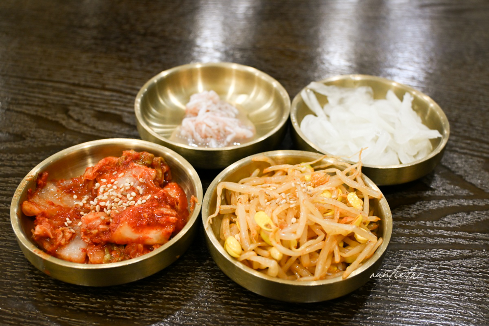 【台北】南京三民站｜釜山湯飯 부산국밥，韓國主廚推薦豬肉湯飯