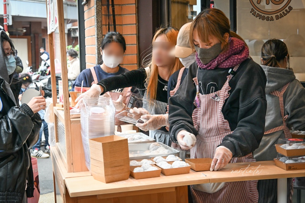 【台北】迪化街|路力草莓大福,平日排隊 1 個半小時,迪化街人氣草莓大福 - 第6張圖 【台北】迪化街|路力草莓大福,平日排隊 1 個半小時,迪化街人氣草莓大福