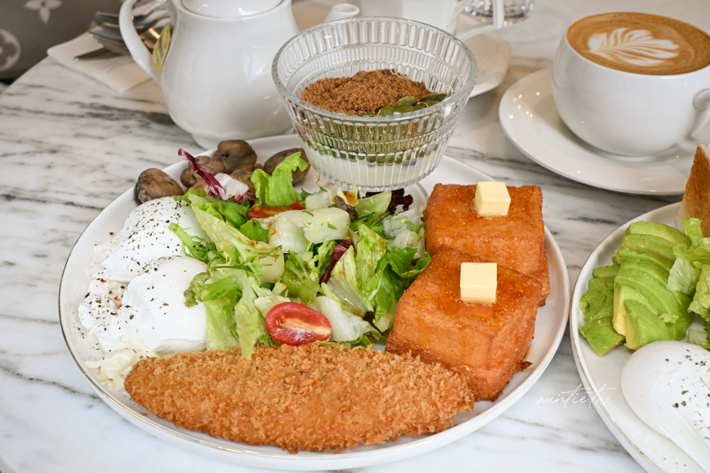 【台北】市政府站｜journée café，優雅夢幻白色系港式早午餐