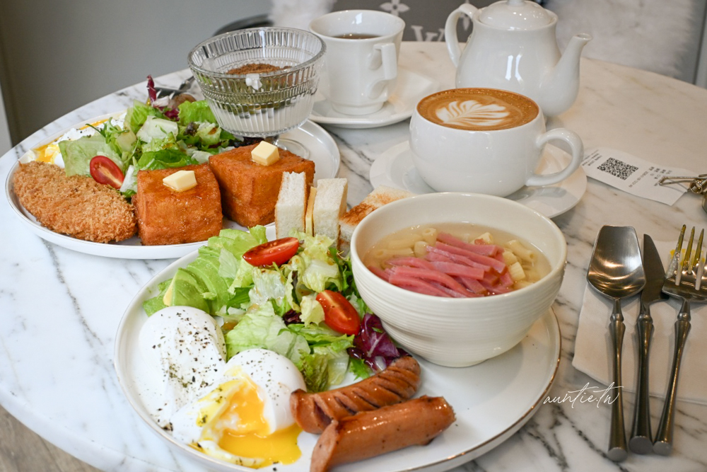 【台北】市政府站｜journée café，優雅夢幻白色系港式早午餐