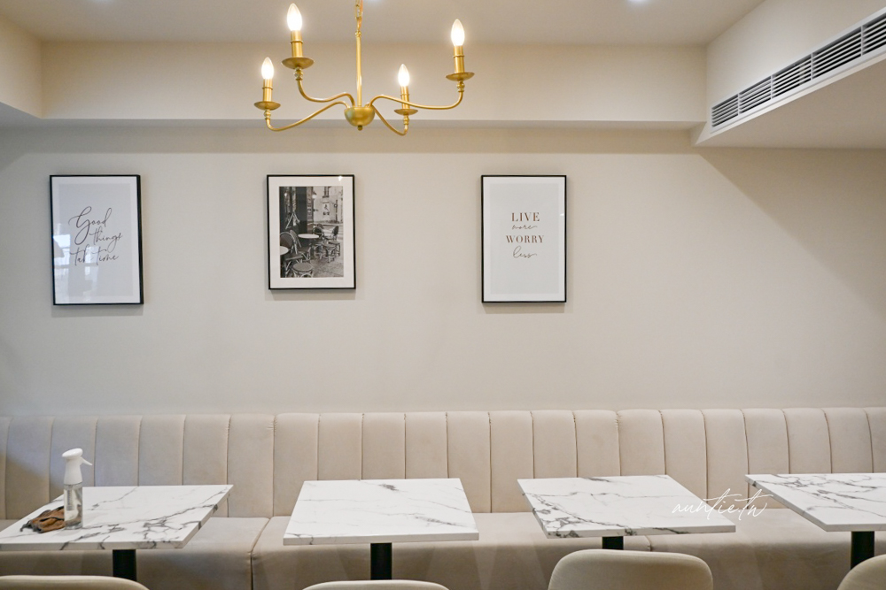 【台北】市政府站｜journée café，優雅夢幻白色系港式早午餐