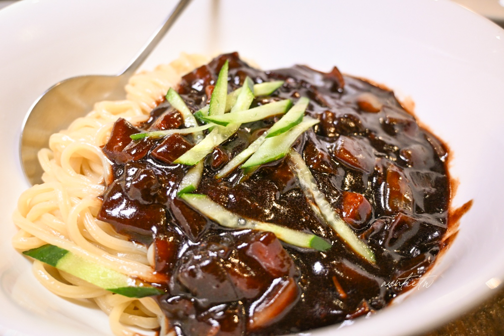 【台北】中山國中站｜韓華園韓式中華料理，道地韓式炸醬麵、糖醋肉