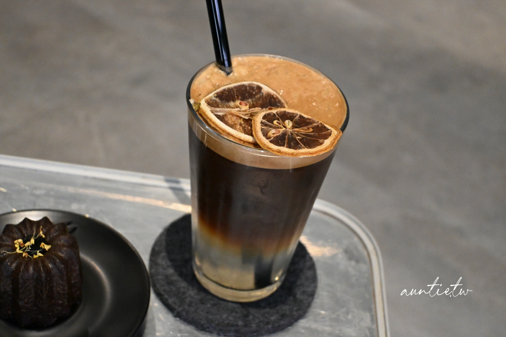 【台北】大稻埕｜潮洋行，有天井的洋樓老宅咖啡廳