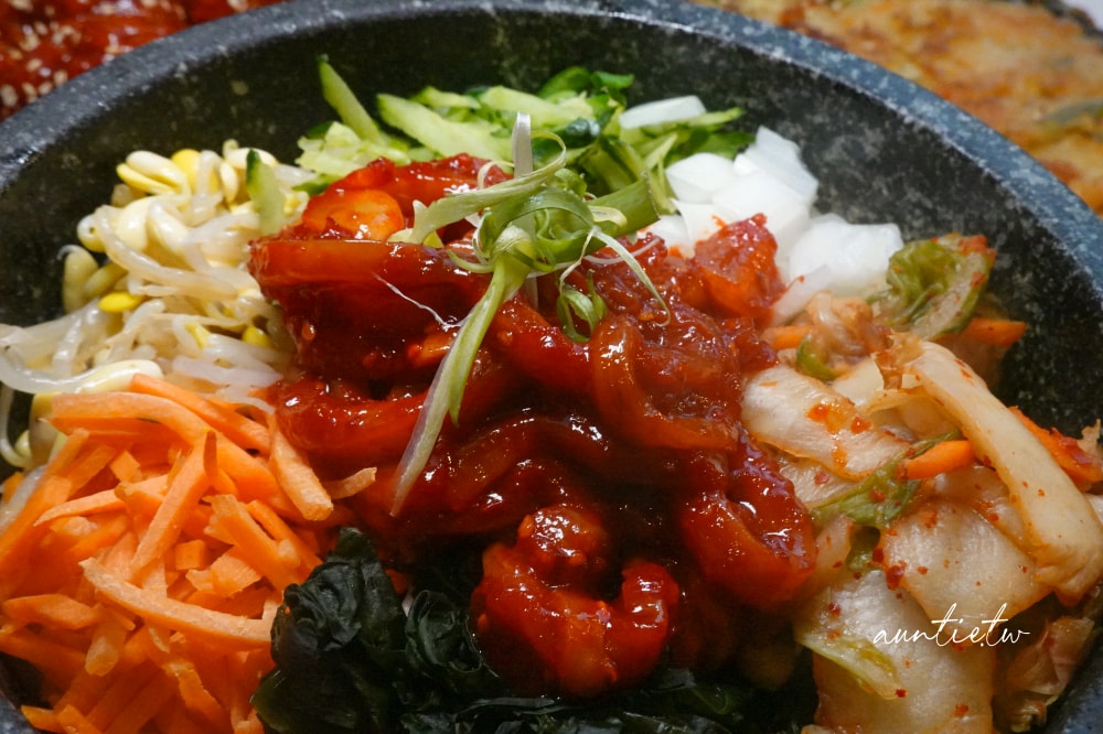 【台北】中山站｜四米大石鍋拌飯專賣，一開門就爆滿的石鍋拌飯