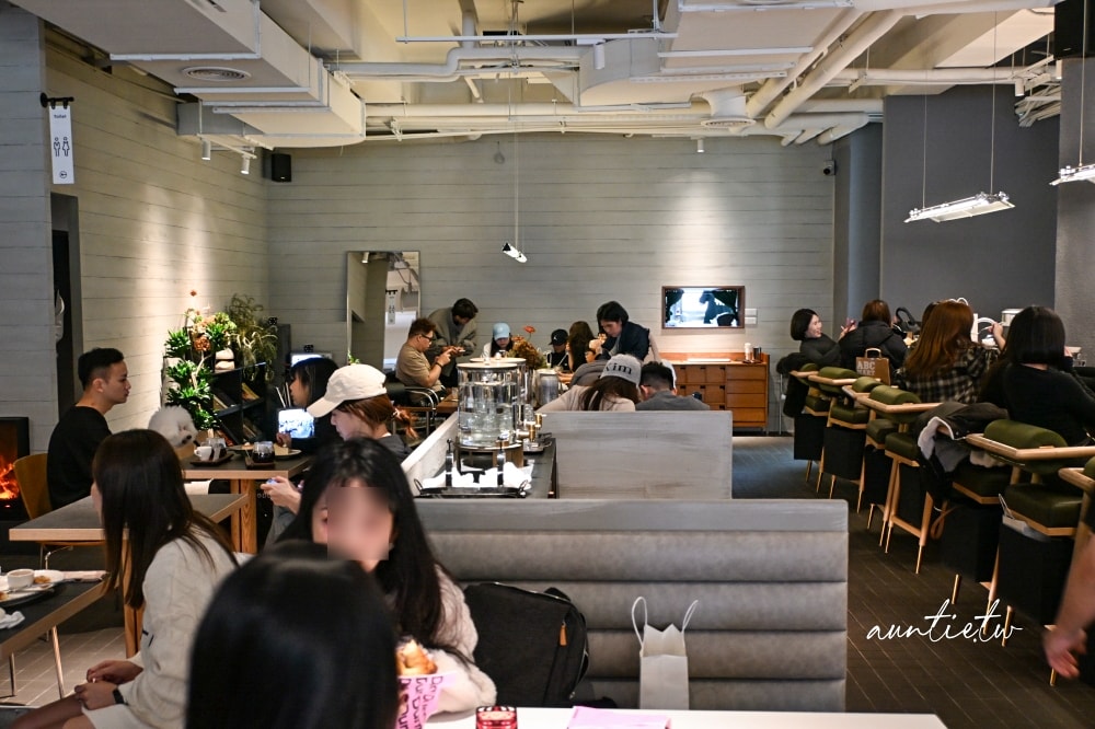 【台中】北屯區｜DUM DUM x Phase Coffee Roasters，開幕就爆紅麵包店咖啡廳
