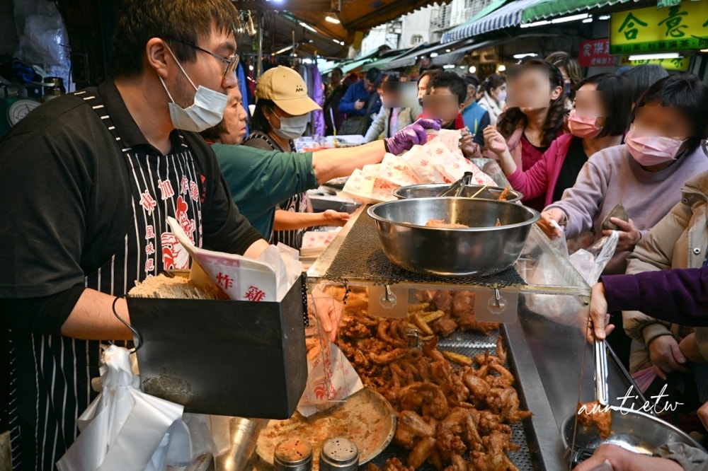 【台北】永春站｜東加炸雞，一起鍋就狂掃的排隊炸雞攤