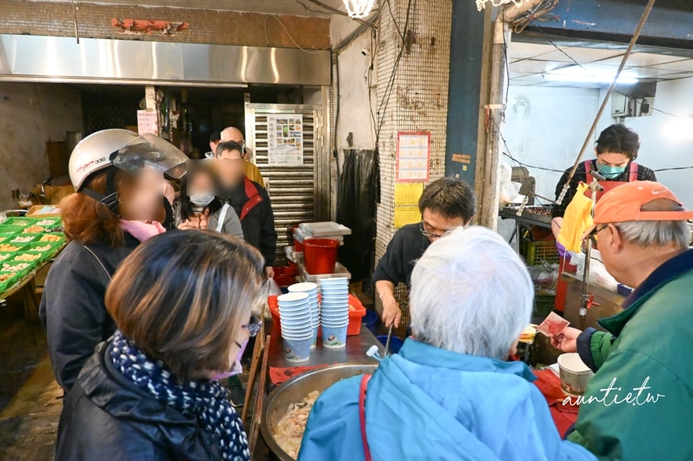 【台北】永春站｜阿富菜尾湯，一週三天虎林市場排隊美食
